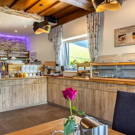 Der Burgblick-adults Only Hotel 3*