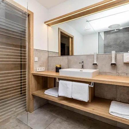 Der Burgblick-adults Only Hotel 3*