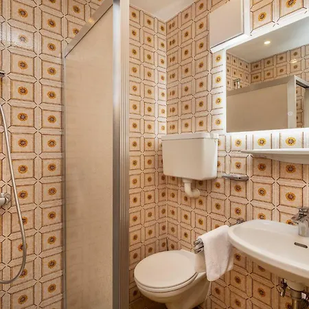 Der Burgblick-adults Only Hotel 3*