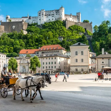 Der Burgblick-adults Only 24 H Self Check In Отель 3*
