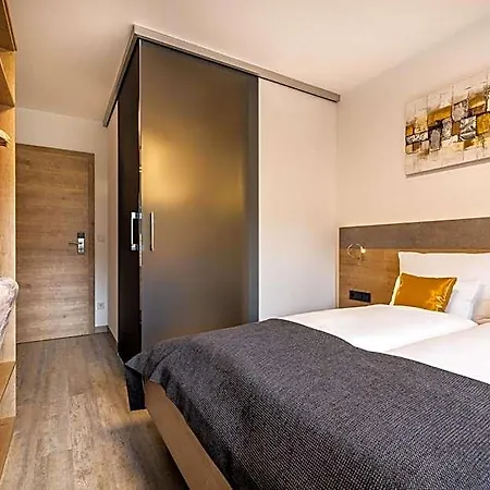 Der Burgblick-adults Only 24 H Self Check In 3* Werfen