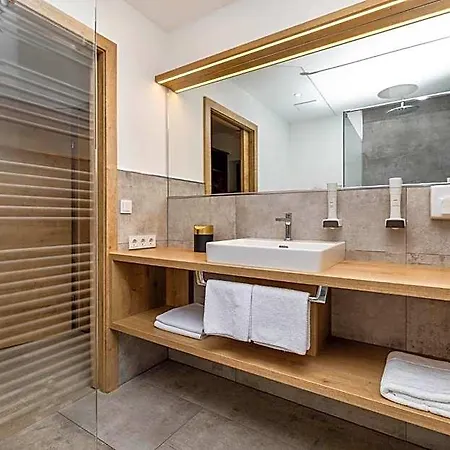 Der Burgblick-adults Only 24 H Self Check In 3* Werfen