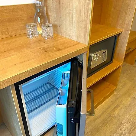 Der Burgblick-adults Only 24 H Self Check In Hotel Werfen