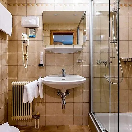 Der Burgblick-adults Only 24 H Self Check In Hotel 3*