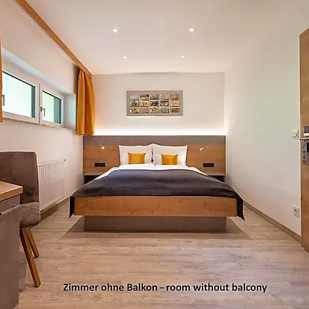 Der Burgblick-adults Only 24 H Self Check In Hotel Werfen