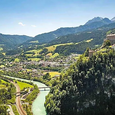 Der Burgblick-adults Only 24 H Self Check In Hotel
